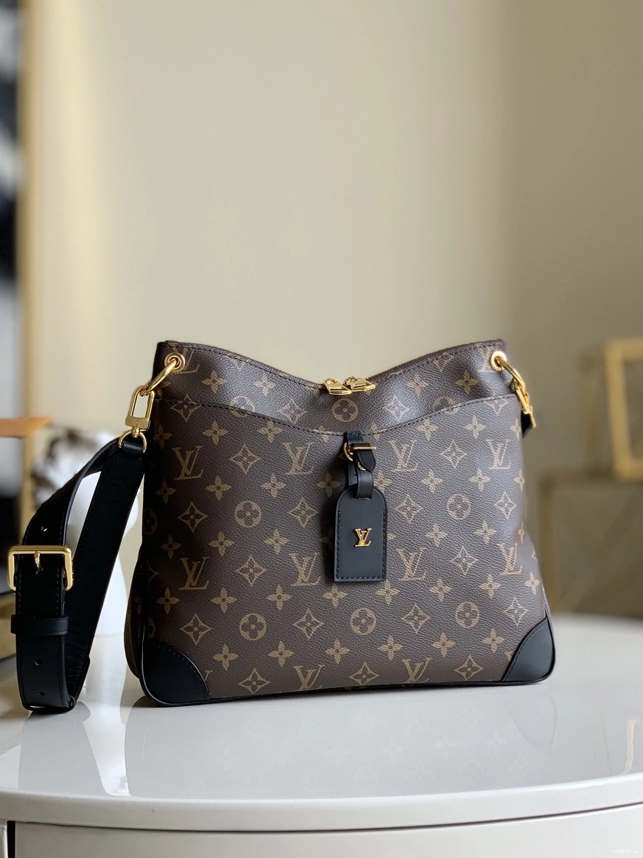 WIS ODÉON VUITTON LOUIS MM 0902